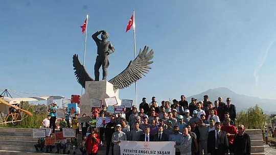 'Çocuklar Geleceğin Teminatıdır'