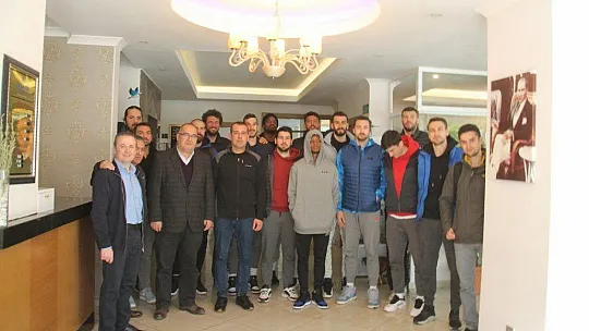 Final Gençlik maçı öncesi moral kahvaltısı