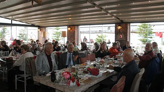 Geleneksel kahvaltı programına yoğun katılım oldu