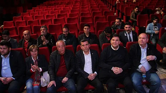 CHP Gençlik kolları başkanlığına Oğuzhan Çoban seçildi