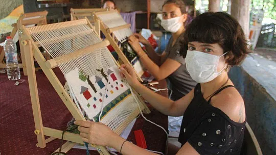 BU KAMPTA SANAT VE DOĞA İÇ İÇE