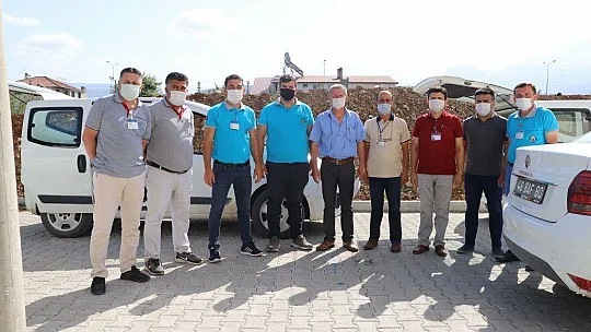SEYDİKEMER'DE 65 YAŞ ÜSTÜ VATANDAŞLARA MASKE VE KOLONYA DAĞITIMI DEVAM EDİYOR