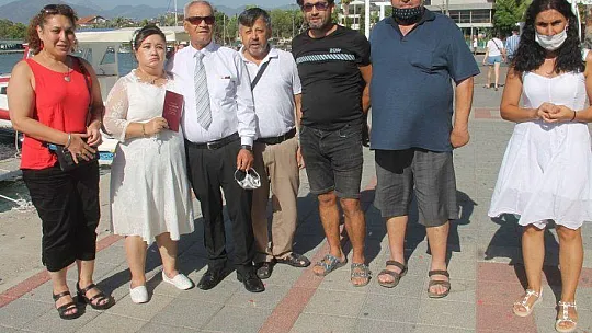 GÖRME ENGELLİ ÇİFT GÖNÜLLERİNİ BİRLEŞTİRDİ 