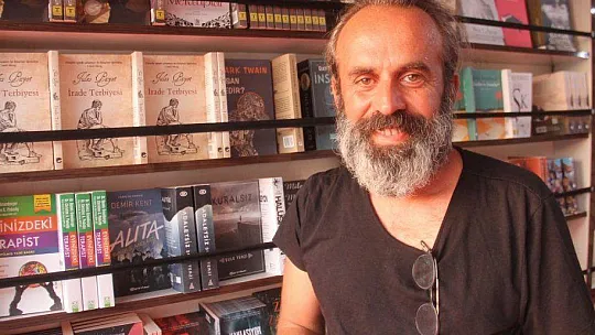 Edebiyat Otobüsü'nün ilk durağı Fethiye