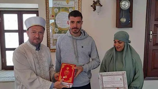 İngiliz turist Bodrum'da Müslüman oldu