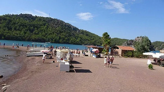 İngilizler Kızkumu'nu görmeden dönmüyor