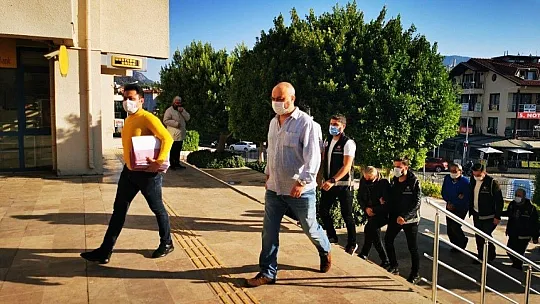 İnsan tacirlerinden 8'i tutuklandı