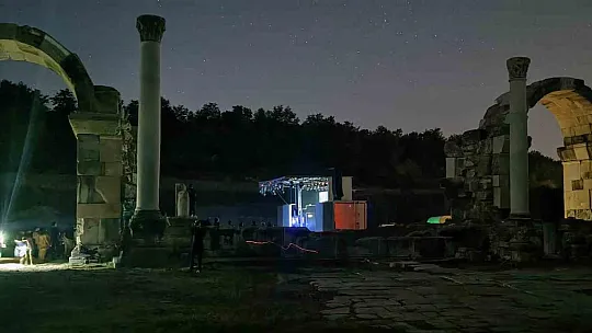 İş Sanat Antik Sahne'nin 'Ben Anadolu' oyununa yoğun ilgi