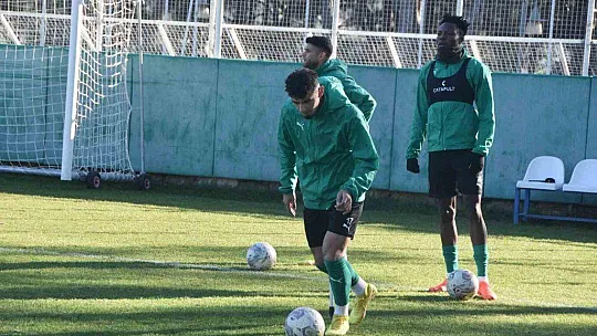 İSMET TAŞDEMİR: 'BİZİM HEDEFİMİZ İLK 10'