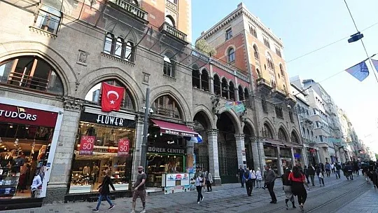 İstanbul ve Muğla'da kaldırımla Düzce taşları ile kaplanıyor