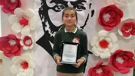 İstiklal Marşı Okuma Yarışması'nda Köyceğizli Yıldız birinci oldu