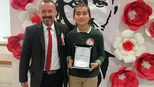İstiklal Marşı Okuma Yarışması'nda Köyceğizli Yıldız birinci oldu