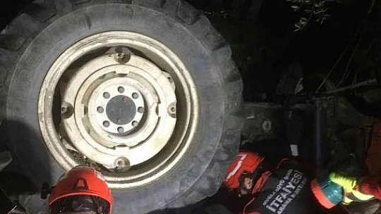 İtfaiye ekipleri zamanla yarıştı ama talihsiz çiftçi hayatını kaybetti