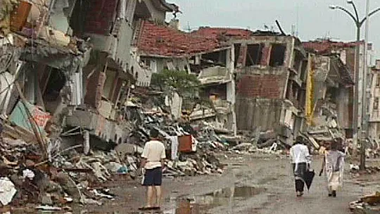 Çimen, 'Can ve mal kayıpları kadere bağlanamaz'