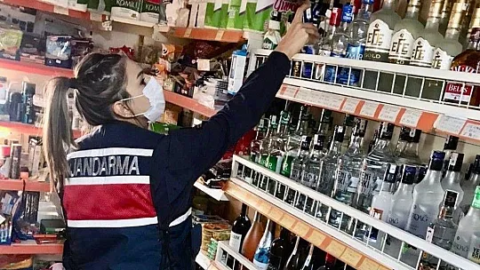 Jandarma 249 litre sahte alkol ele geçirdi
