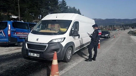 Jandarma dinamik denetimlerini sürdürüyor