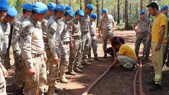 JANDARMA EKİPLERİ ORMAN YANGINLARINA HAZIR