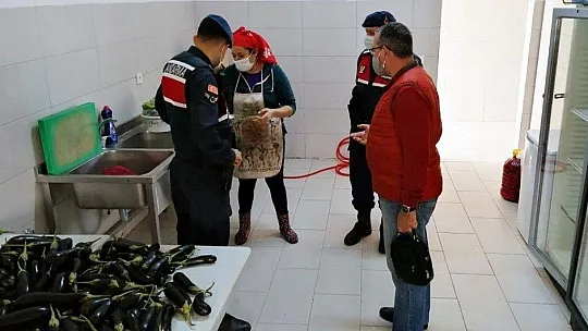 Jandarmanın Covid-19 denetimleri sürüyor