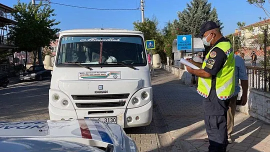 Jandarmadan trafik ve maske-mesafe denetimi