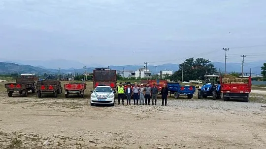 Jandarmadan traktör sürücülerine eğitim