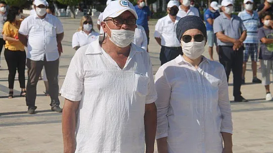 Fethiye'de çelenk sunma töreni yapıldı