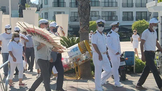 Fethiye'de çelenk sunma töreni yapıldı