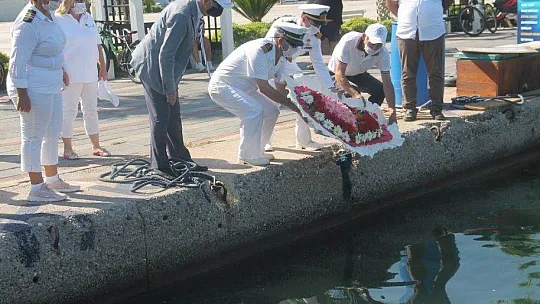 Fethiye'de çelenk sunma töreni yapıldı