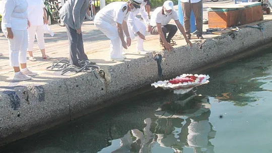 Fethiye'de çelenk sunma töreni yapıldı