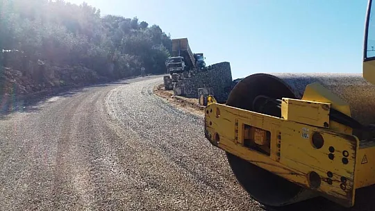 Karaçulha'da asfalt çalışması yapıldı
