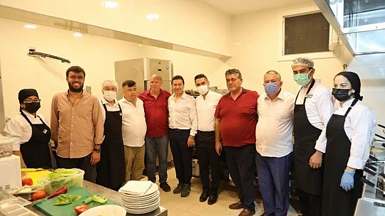 Karaova kafe şenlik havasında açıldı