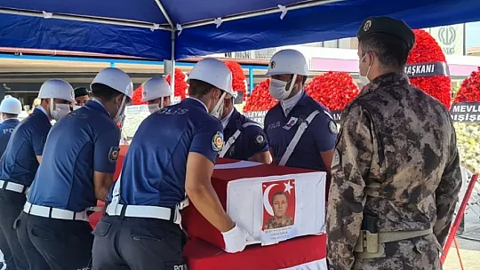 Şehit Adnan Kısar Cenazesine Binlerce Kişi Katıldı