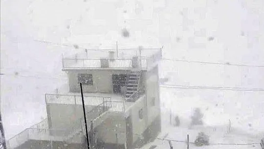 Kavaklıdere'de kar kalınlığı 10 santime ulaştı