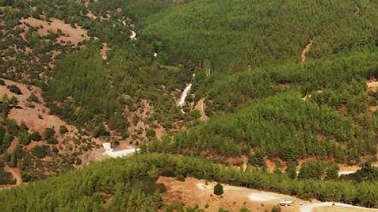 Kavaklıdere yangınına takviye helikopter ve uçak sevk edildi