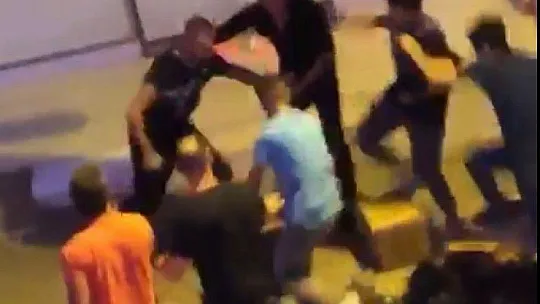 HİSARÖNÜ BARLAR SOKAĞI ARENAYA DÖNDÜ