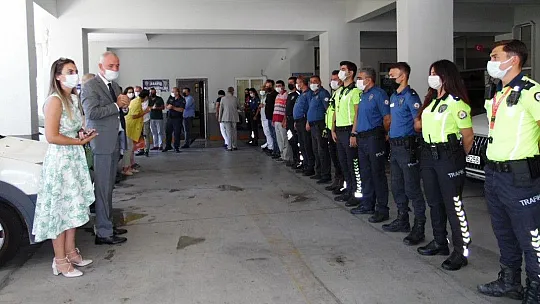 Marmaris Kaymakamı Aksoy, Halkla Yüz Yüze Bayramlaştı