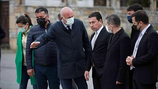 Kaymakam Bayar vatandaşların şikayetlerini dinledi