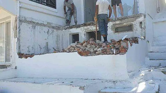 BODRUM'DA 1 YILDA 210 KAÇAK YAPI YIKILDI, 1650 YAPI MÜHÜRLENDİ