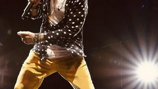 Kenan Doğulu'nun antik tiyatroda izdihamı