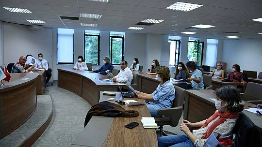 Karaot'ta yapılması planlanan Halk Plajı projesi görüşüldü
