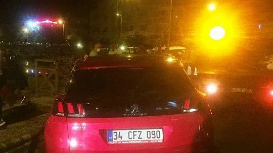 Kiralık araçla, balıkçı teknelerinin üstüne uçtu