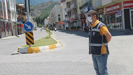 Sokağa Çıkma Kısıtlamasında İlk Gün