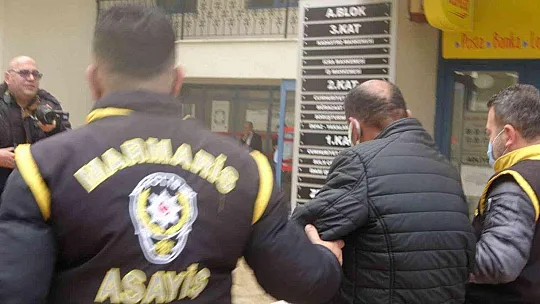 Kız öğrencilere tacizde bulunan şahıs yakalanarak adliyeye sevk edildi