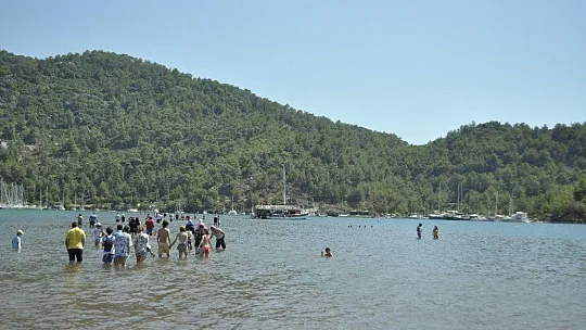 Kızkumu  Plajı pandemiye rağmen rekor ziyaretçi ağırlıyor