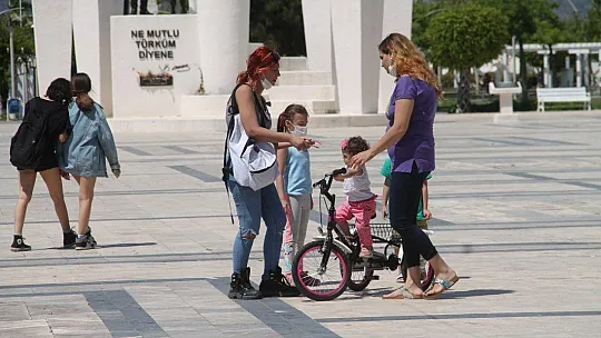 Gençler de normalleşmeyi istiyor