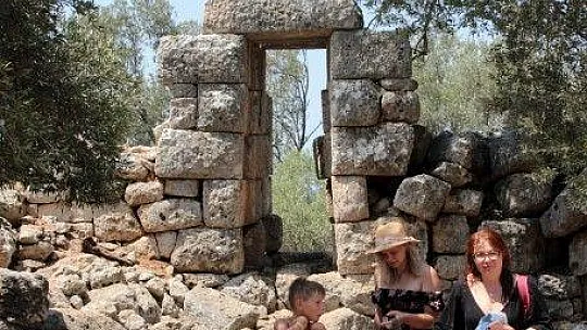 Kleopatra Adasına ziyaretçi akını