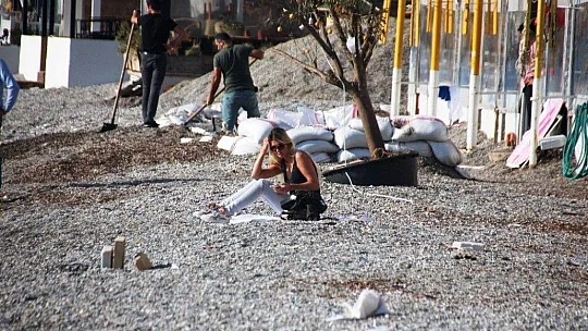 Koca sahil Ksenia'ya kaldı