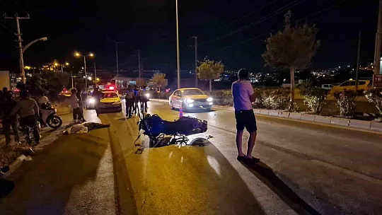 Kontrolden çıkan motosikletin sürücüsü olay yerinde hayatını kaybetti