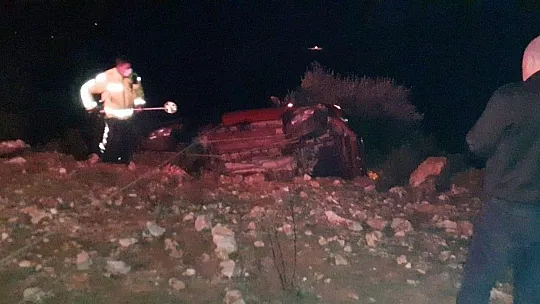 Kontrolden çıkan otomobil takla attı