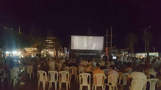 Köy Meydani Türk Filmleri Günleri devam ediyor