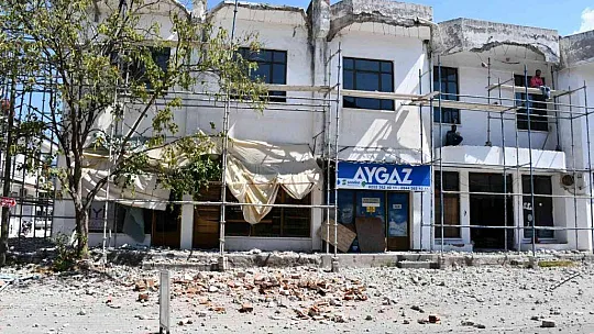 Köyceğiz Belediye Düğün Salonu'nda restorasyon başladı